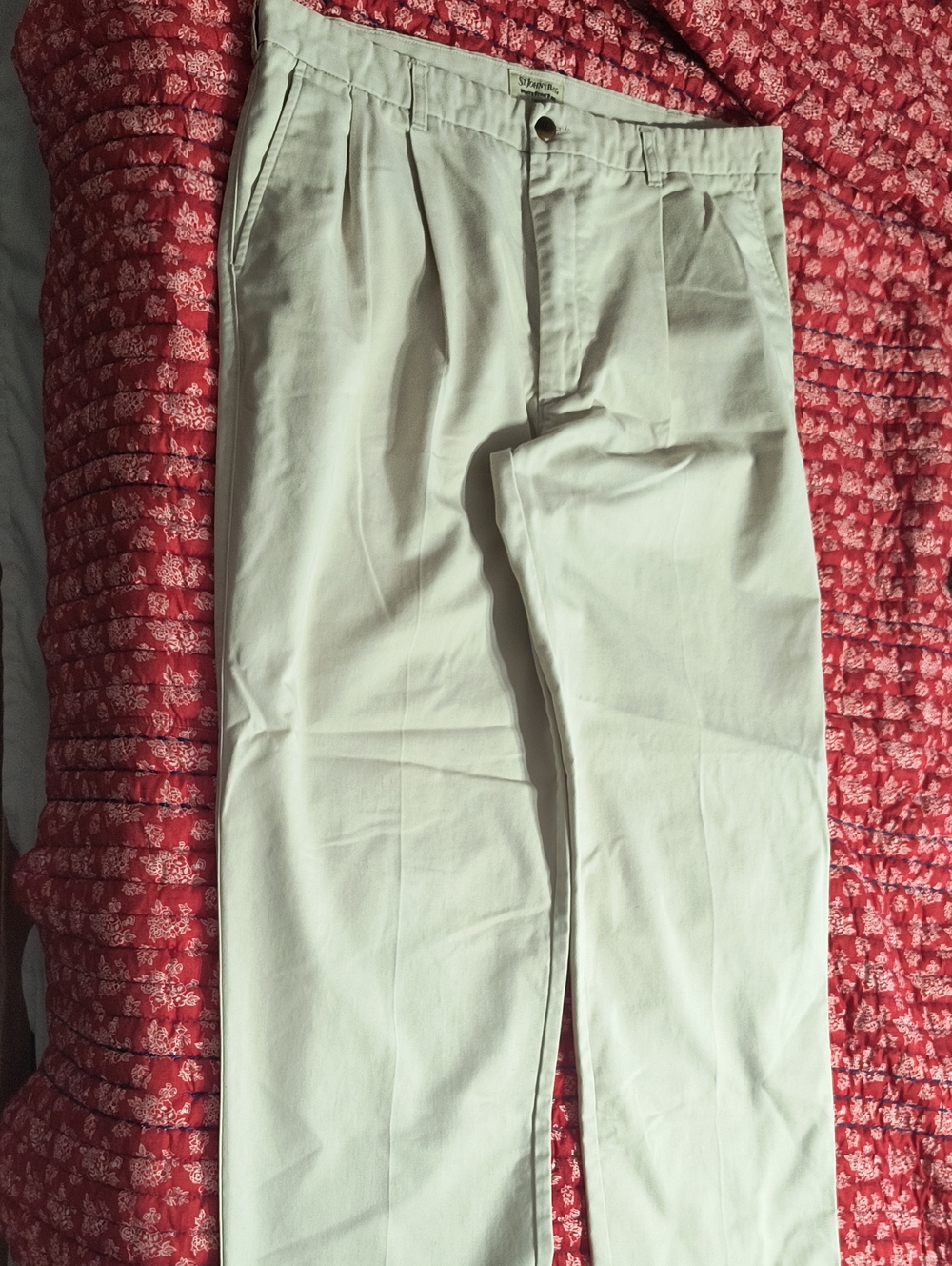 St. John's Bay Light Cream Pleated Men’s Chinos, 38 X 32